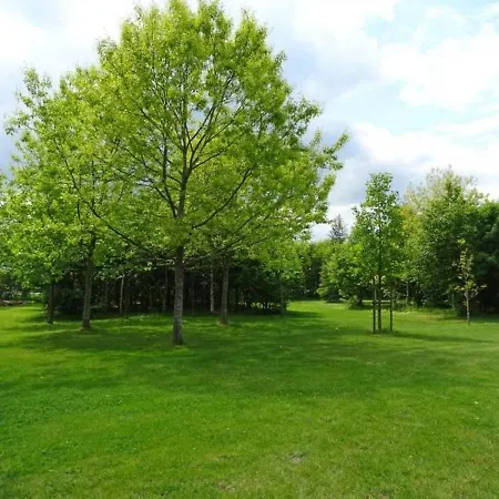 House Les Trois Platanes * Bourneau