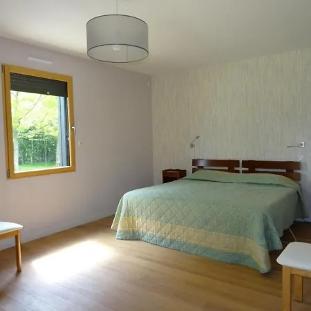 House Les Trois Platanes * Bourneau