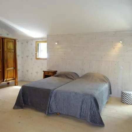 Holiday home House Les Trois Platanes *