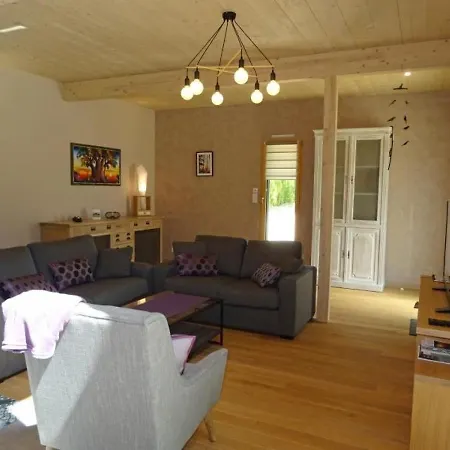 House Les Trois Platanes * Bourneau